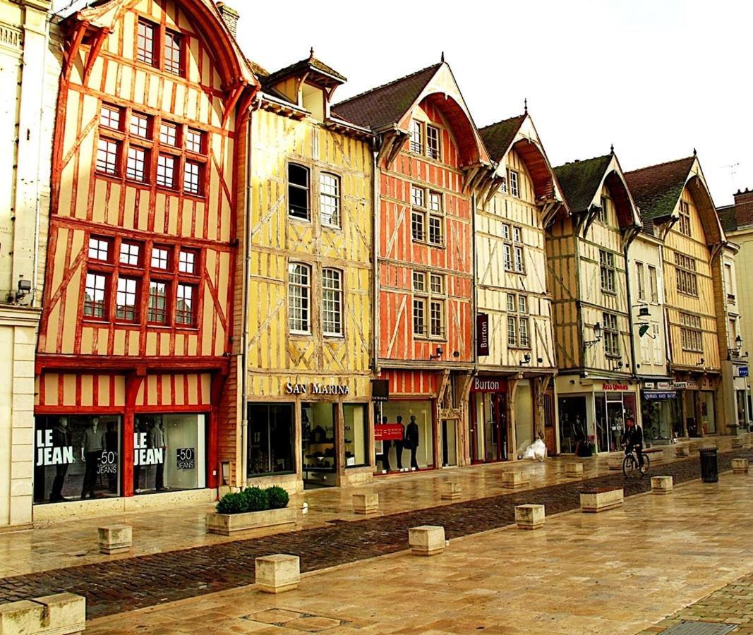 Appartement Cube Troyes Exterior foto